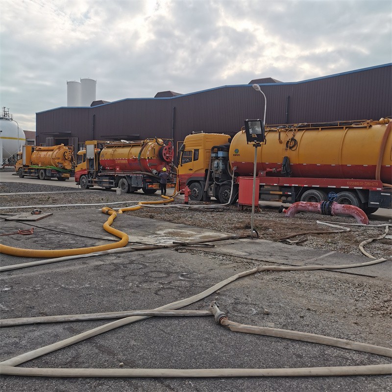 清涧污水池清理